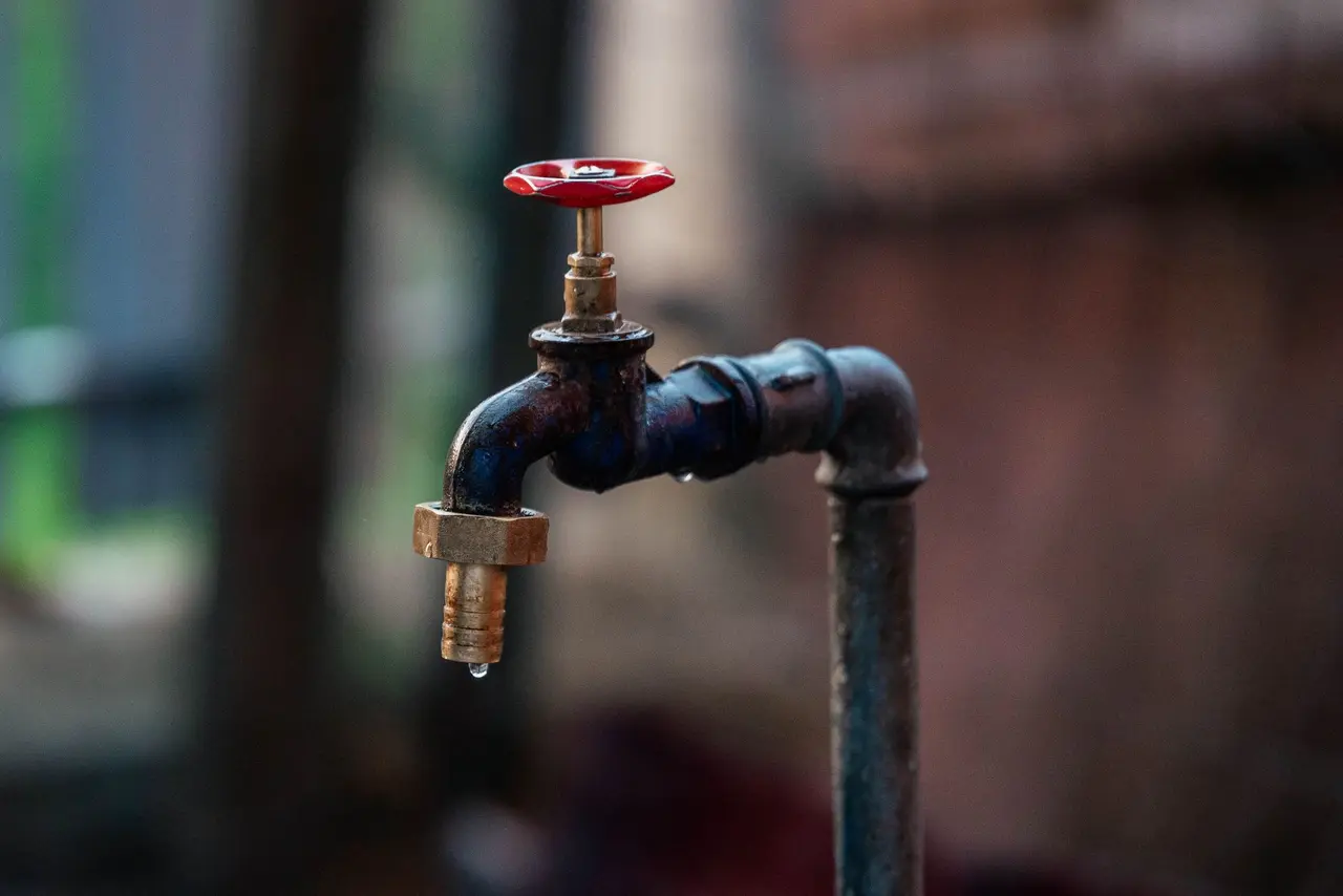 Hidden Pipe Leak Detection